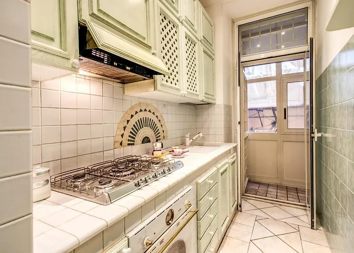 Fresh House Cavour Roma